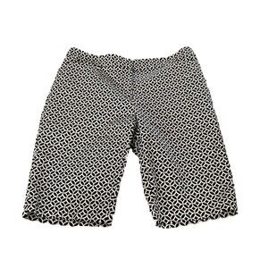 White House Black Market Bermuda Short Sz 4 Black White Geometric Print Stretch